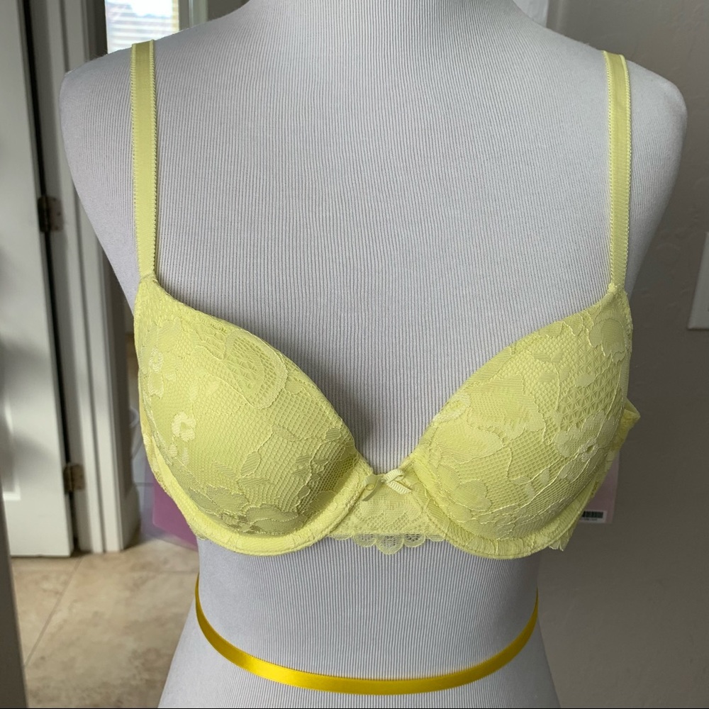 NWT Savage X Fenty Lime Green Bra 32 A